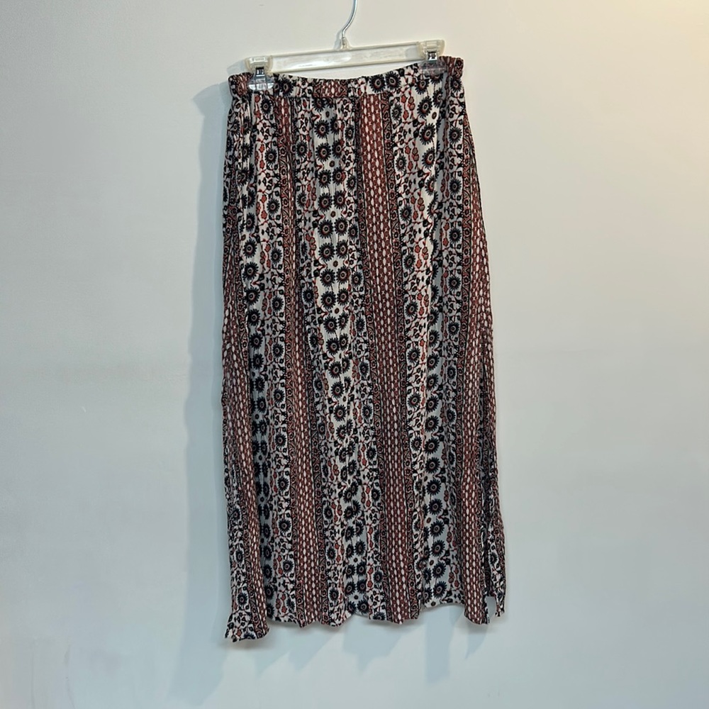 Earthbound Trading brand women’s maxi skirt size M multicolored
